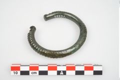 Foto von Bronzearmreif (NHMW-PRAE-025831)